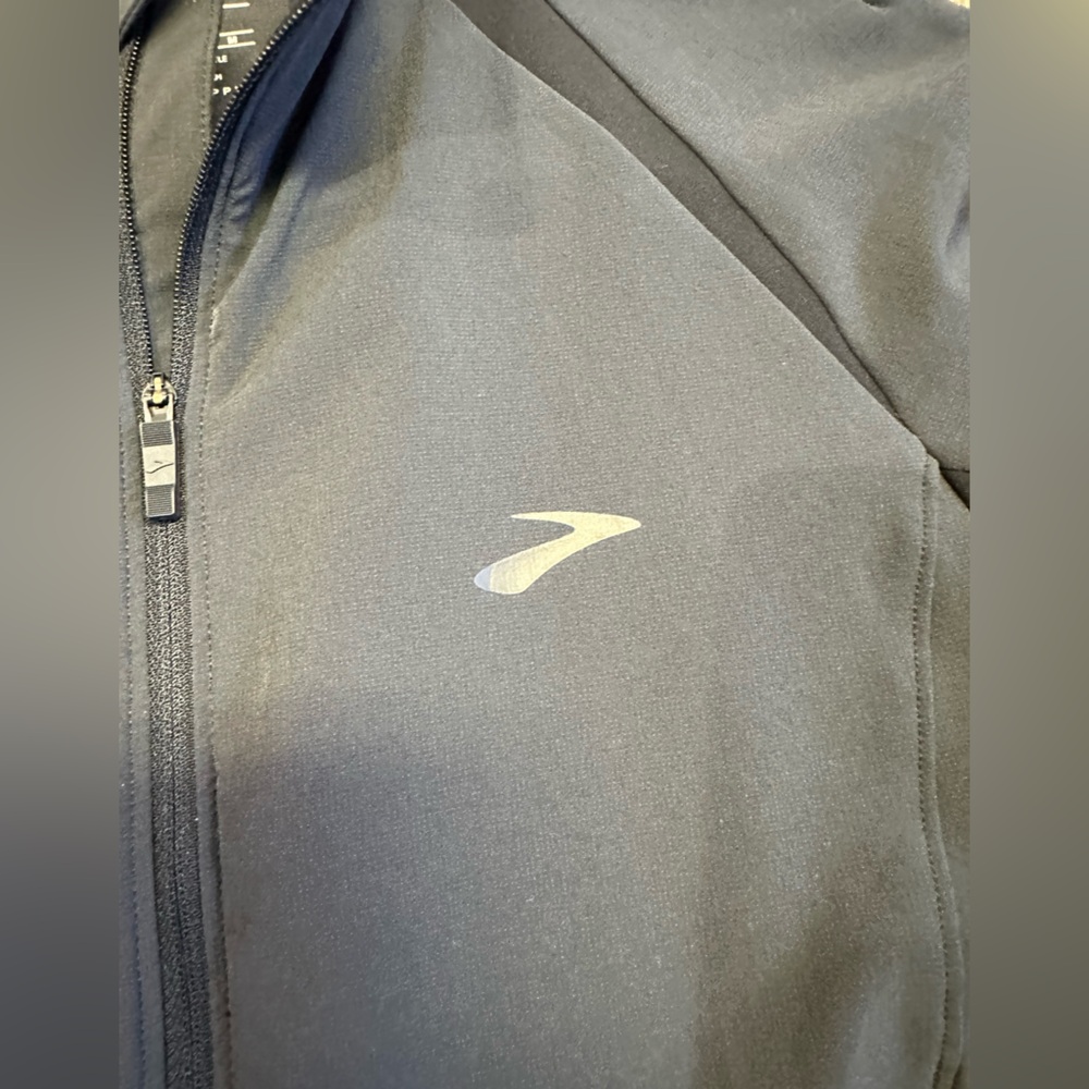 Brooks Running Jacket - image 2
